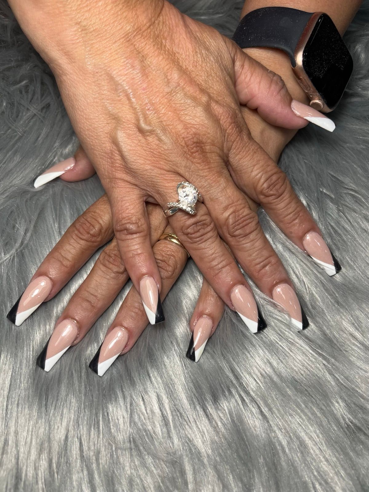 Coffin nails with double white and black French tips